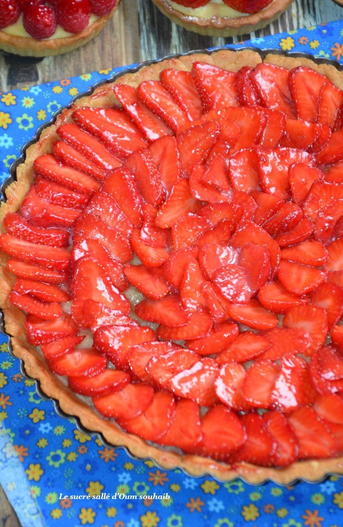 Tarte Aux Fraises Et Cr Me Amande Le Sucr Sal D Oum Souhaib