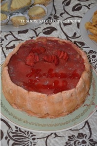 Charlotte aux fraises crème bavaroise