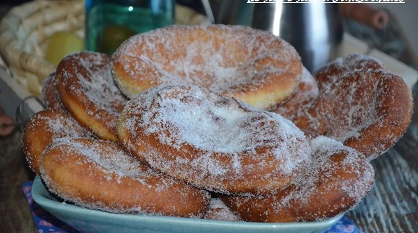 Beignets Queues De Castor Recette Canadienne Le Sucre Sale D