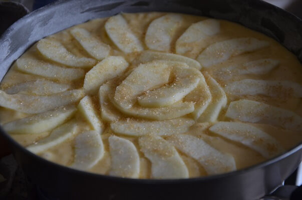 Gateau Manque Aux Pommes Le Sucre Sale D Oum Souhaib