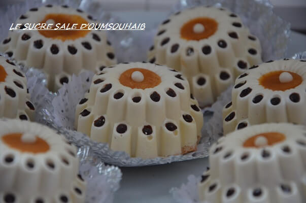 Gateau Couronne Au Chocolat Blanc Le Sucre Sale D Oum Souhaib