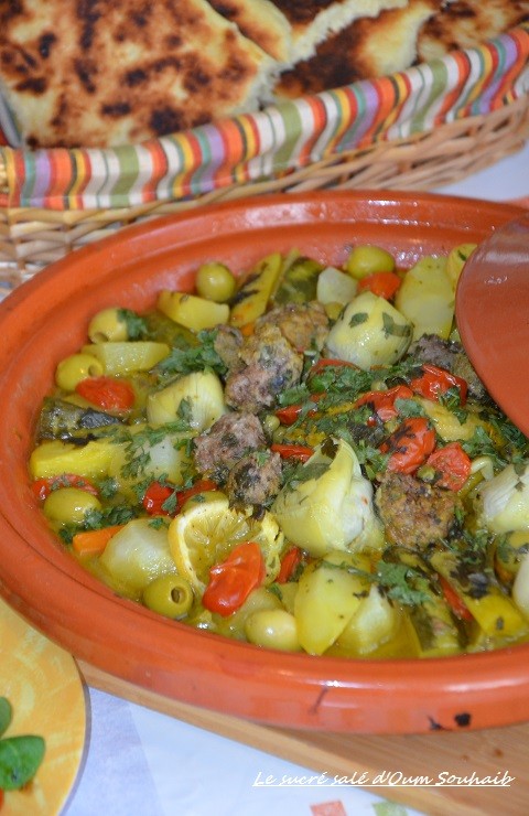 tajine de poulet aux légumes marocain boulettes de kefta et citron