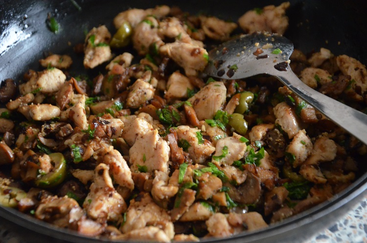 Bouchée à La Reine Au Poulet Champignons Et Béchamel